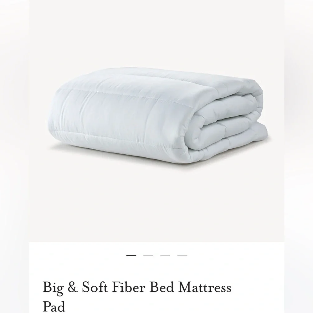 Ella Jayne NIP Hotel Collection Big & Soft Fiber Bed Mattress Pad